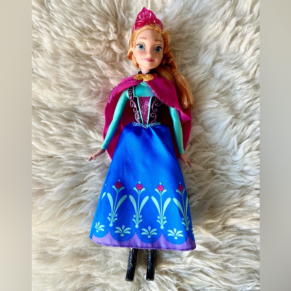 Disney Mattel 2013 Anna of Arendelle Doll from Frozen ~ 12”